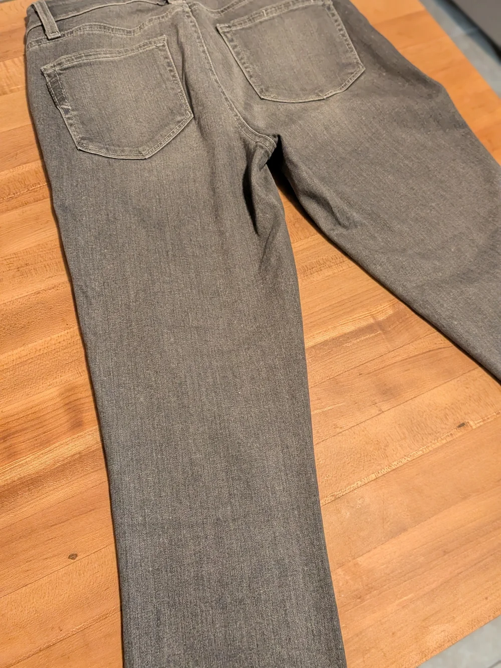 PAIGE Premium Denim Jeans Gray - Excellent Condition - Buttery Soft